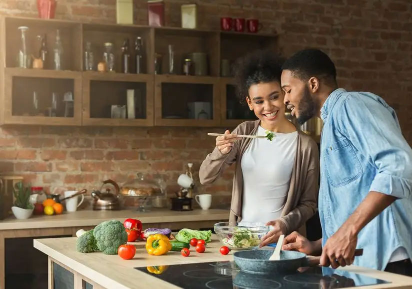 20+ Things To Do For Your Anniversary: Make Your Day Memorable 11 Home cooking