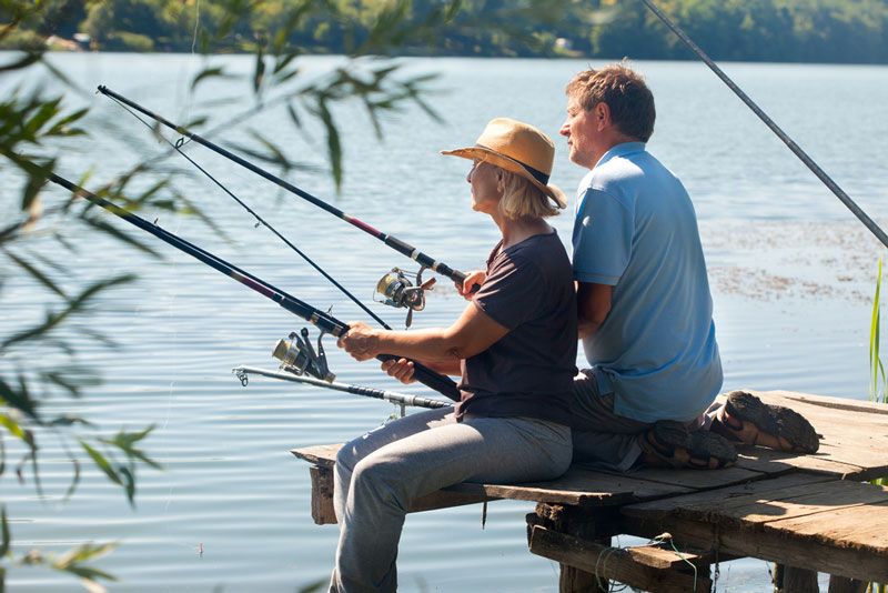 20+ Things To Do For Your Anniversary: Make Your Day Memorable 16 Couple go fishing