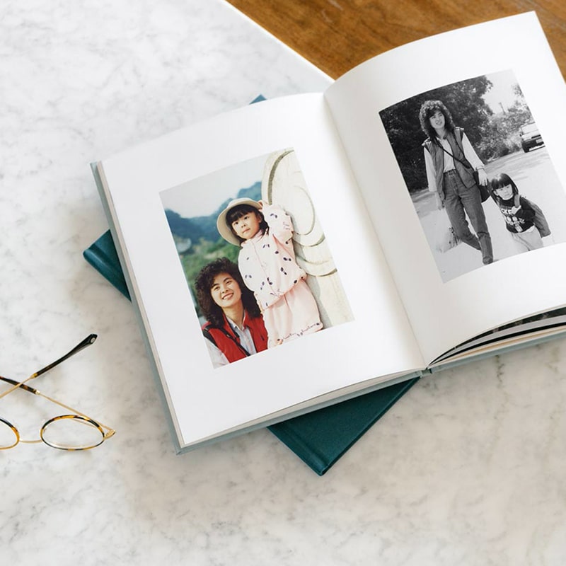 10+ Perfect Birthday Gift Ideas For Mom From Daughter 4 Personalized photobook for mom