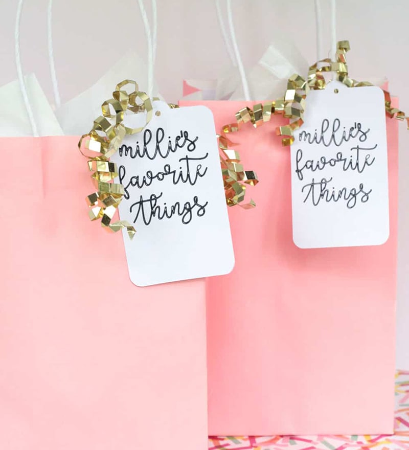 10+ Perfect Birthday Gift Ideas For Mom From Daughter 17 Birthday gift bag for mom