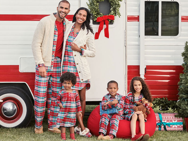 20 Best Family Christmas Gift Ideas Everyone Will Appreciate In 2021 5 family Christmas Gift Ideas