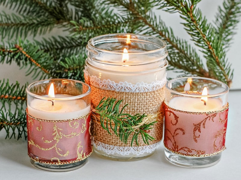 20 Outstanding Christmas Gift Ideas For Mom Who Has Everything 16 DIY Christmas candles