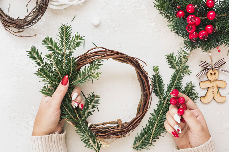 How To Get Ready For Christmas Early: 12 Ways To Add Holiday Cheers 5 DIY Christmas decorations