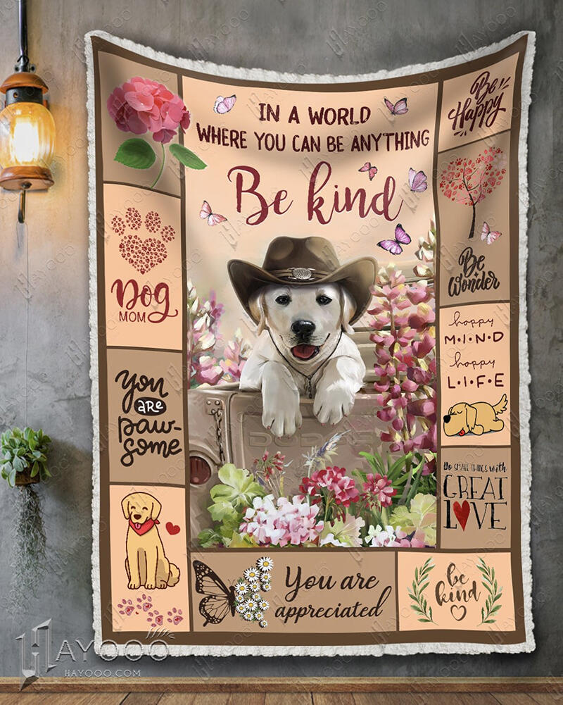 22 Touching Pet Memorial Ideas To Honor Your Furry Friends 12 personalized pet blanket