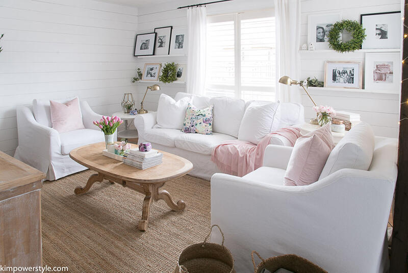 33 Fresh Spring Living Room Decor Ideas & Color Palettes For Farmhouse 25 Spring living room decor