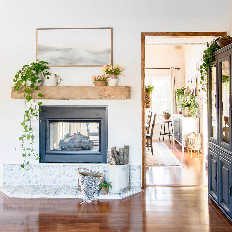 48+ Beautiful & Rustic Spring Decor Ideas For Your Farmhouse 41 rustic spring decor ideas