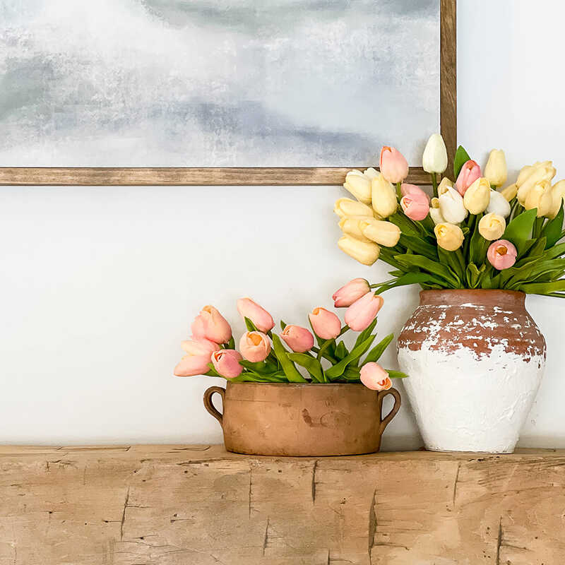 48+ Beautiful & Rustic Spring Decor Ideas For Your Farmhouse 40 rustic spring decor ideas
