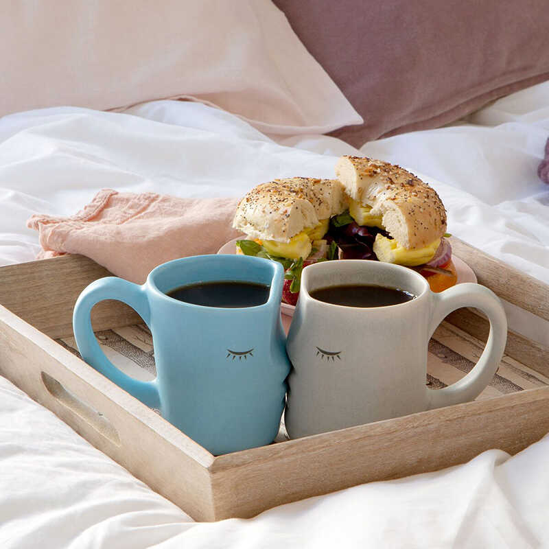 15 Best Anniversary Gifts For Parents They’ll Love 1 anniversary gifts for parents