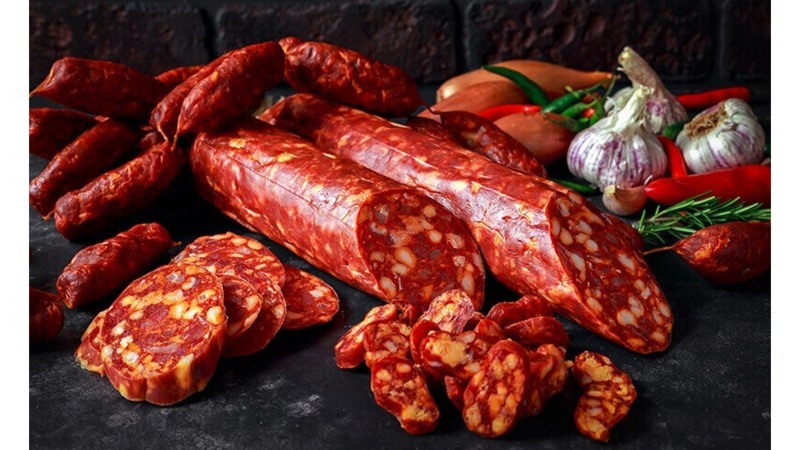 Can dogs eat Chorizo?